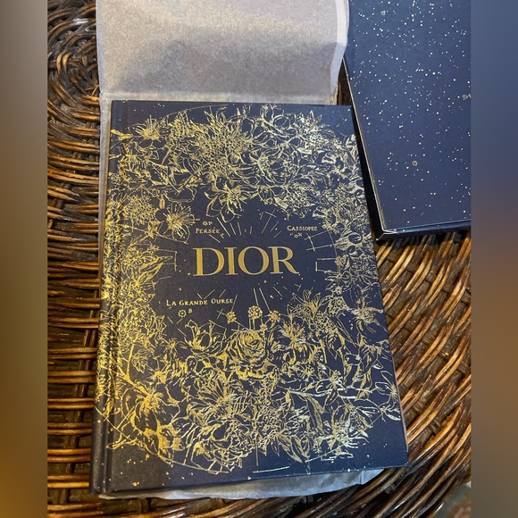 Christian Dior Holiday 2022 Limited Edition Notebook - Picture 4 of 6